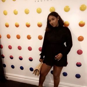 Meet your Posher, Clarissa